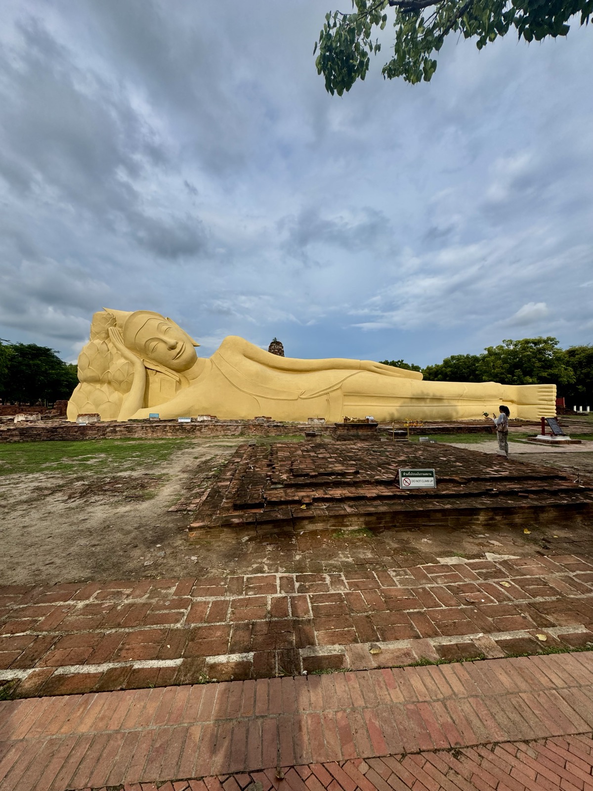 Ležící zlatý Buddha v Ayutthaye