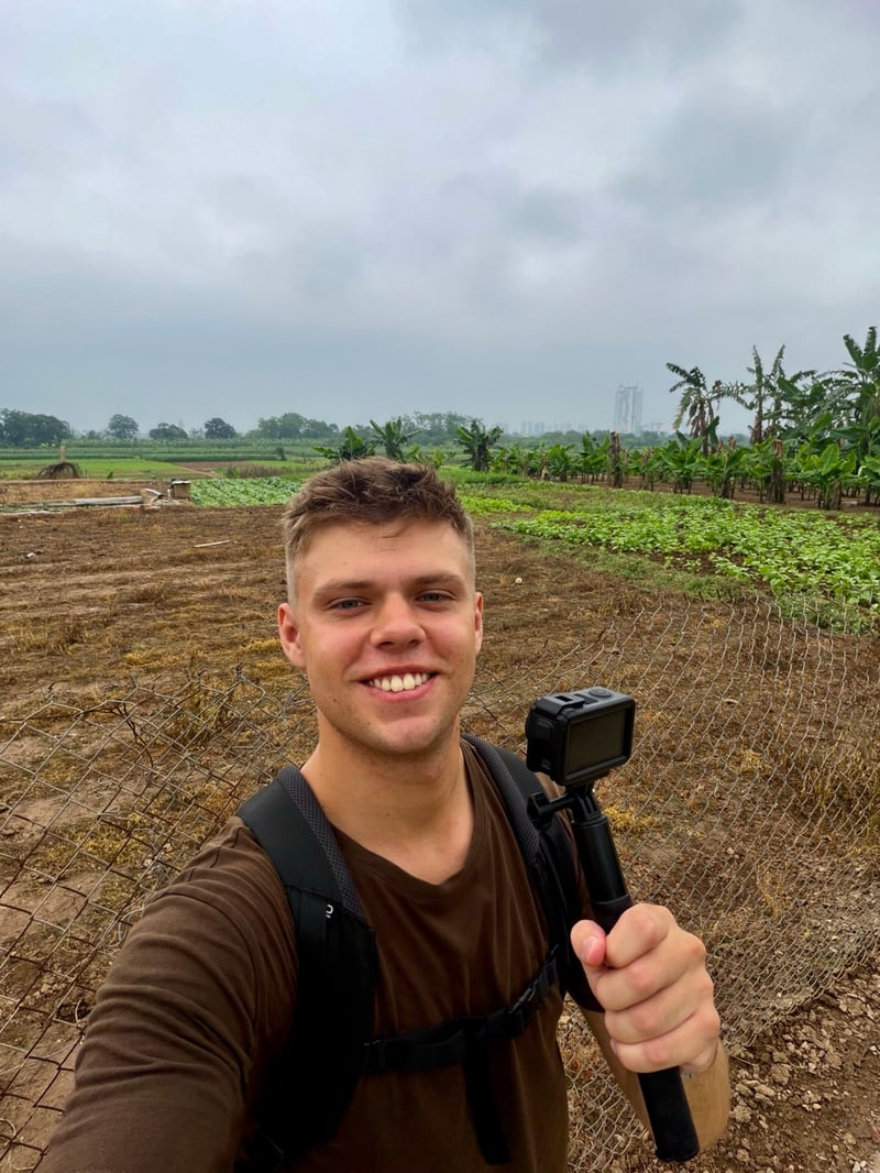 Daniel Musil s GoPro na tyči v thajské krajině